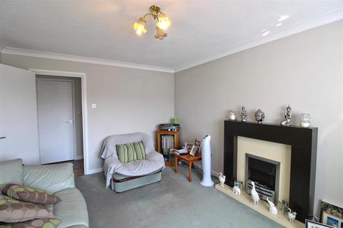 2 bedroom flat for sale, Suffield Way, King's Lynn