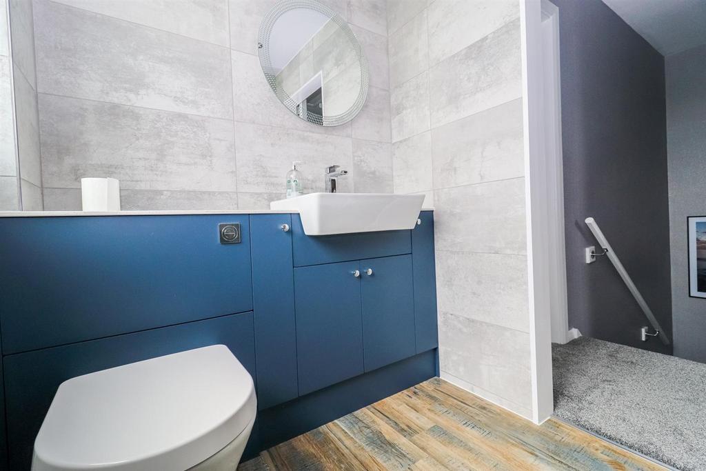 Bathroom/w.c.