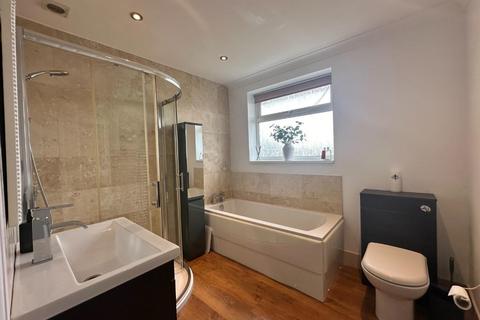 4 Cottage Close, Northampton, NN2 8QN