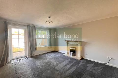 2 bedroom terraced house to rent, Bressingham Gardens, East Hunsbury, Northampton, NN4