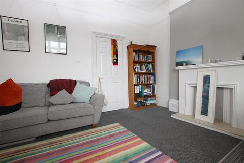 2 bedroom apartment to rent, Lind Street, Ryde, Isle Of Wight