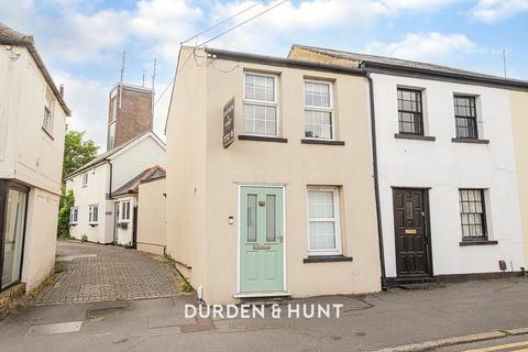 2 bedroom end of terrace house for sale, High Street, Ongar, CM5