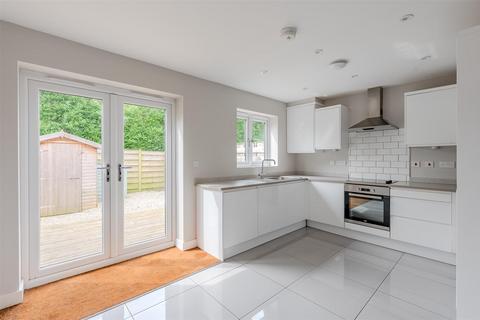 8 Apple Tree Lane, York, YO26 5TL