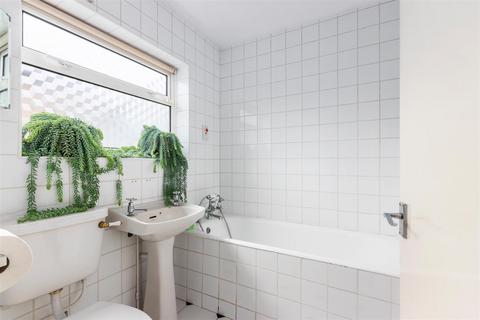 10 Milner Road, Morden, SM4 6EN