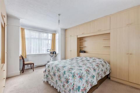 10 Milner Road, Morden, SM4 6EN