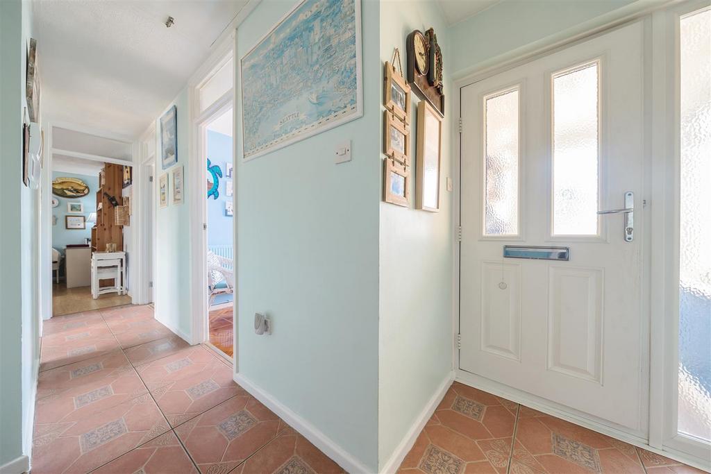 Channel View, Pagham 2 bed detached bungalow for sale £380,000