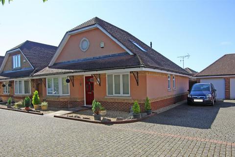 4 bedroom detached house for sale, Orchard Walk, Bournemouth