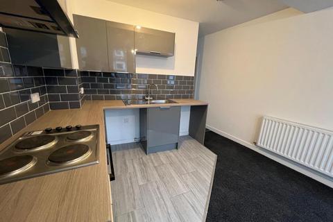 1 bedroom apartment to rent, Railway Street, Splott, Cardiff