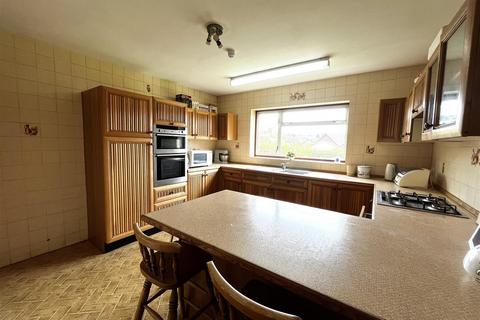 4 bedroom detached house for sale, Coombs Road, Coleford GL16