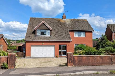 4 bedroom detached house for sale, Coombs Road, Coleford GL16