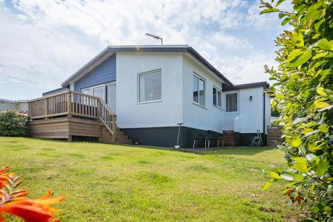 3 bedroom detached bungalow for sale, Bay View Road, Benllech