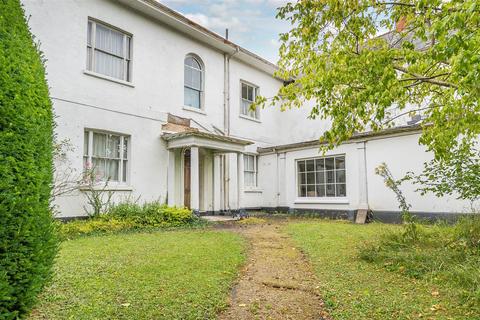 8 bedroom semi-detached house for sale, Blundells Road, Tiverton