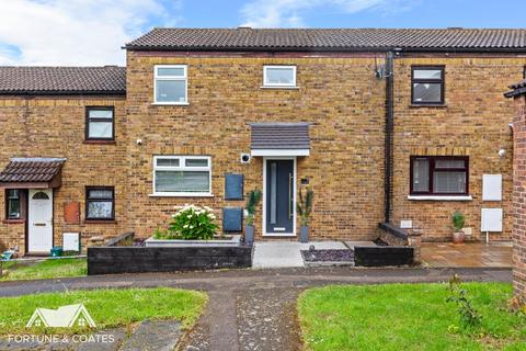7 Hull Grove, Harlow, CM19 5RP
