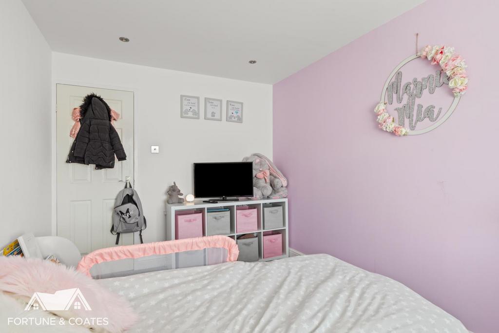 Hull Grove 6.jpg