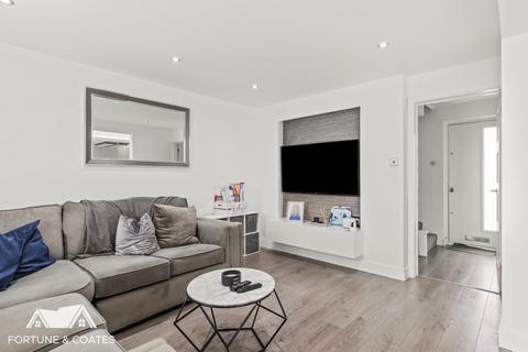 7 Hull Grove, Harlow, CM19 5RP