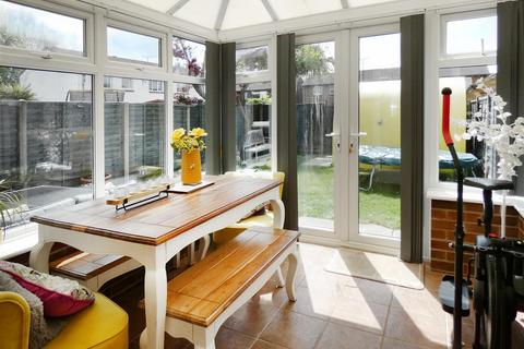31 Beacon Way, Littlehampton, BN17 6QS