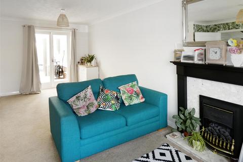 31 Beacon Way, Littlehampton, BN17 6QS