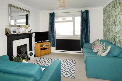 31 Beacon Way, Littlehampton, BN17 6QS