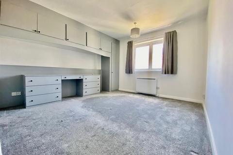 2 bedroom flat to rent, Boundary Road, Worthing