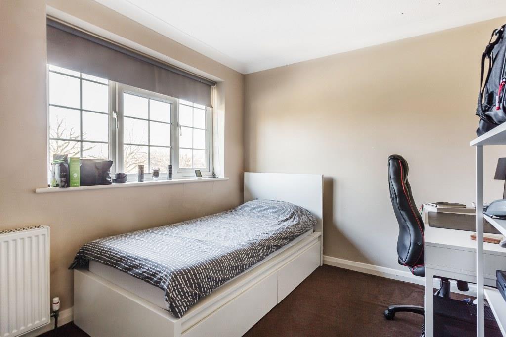 .bed3.jpg