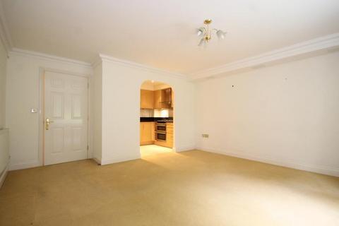 2 bedroom apartment for sale, GUILDFORD ROAD, GREAT BOOKHAM, KT23