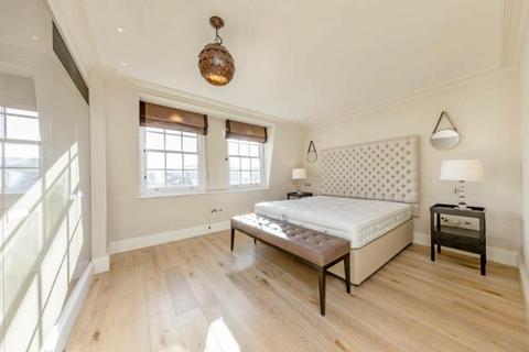 2 bedroom flat to rent, Curzon Street, London