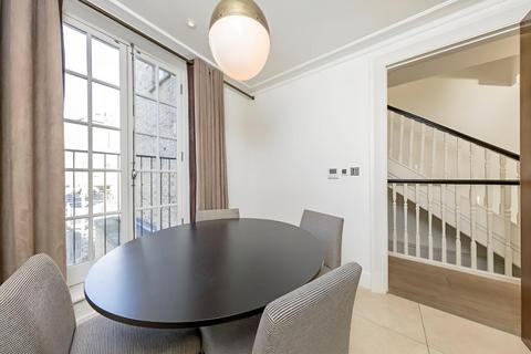 3 bedroom flat to rent, Curzon Street, Mayfair, London W1J