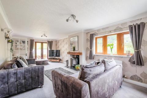 4 bedroom detached house for sale, Weatherhill Road, Lindley,  Huddersfield, HD3