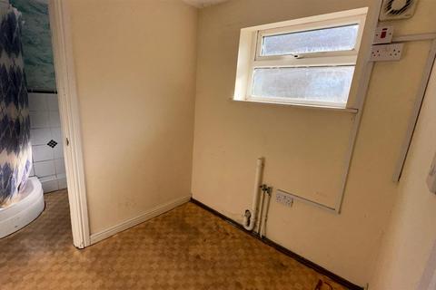 50b Victoria Road, Bradford, BD2 2DJ