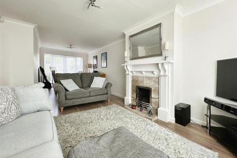 4 bedroom semi-detached house for sale, Rugby Road, Cubbington, Leamington Spa