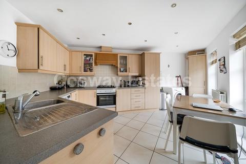 2 bedroom flat to rent, Shillingford Close, Mill Hill, NW7