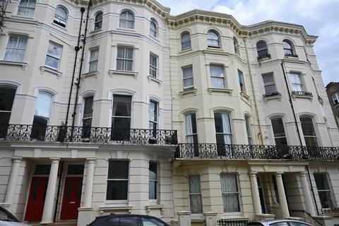 1 bedroom flat to rent, Chesham Place, Brighton