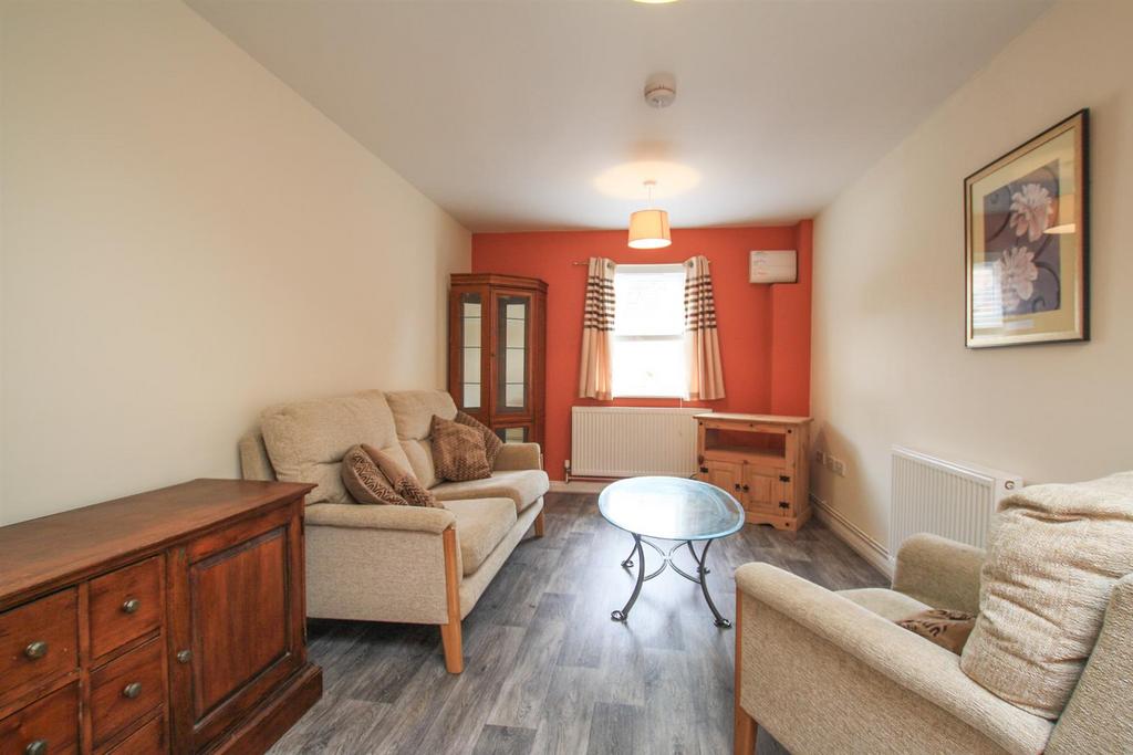 Sussex Road, Gorleston, Great Yarmouth 2 bed bungalow to rent £795