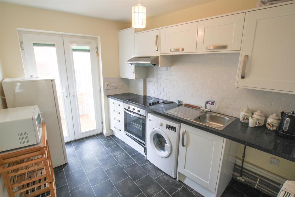 Sussex Road, Gorleston, Great Yarmouth 2 bed bungalow to rent £795