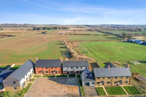 3 bedroom semi-detached house for sale, Boundary Edge, Chipping Warden, Banbury, Oxfordshire, OX17