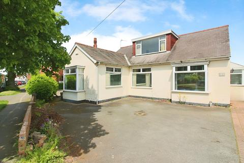 4 bedroom detached bungalow for sale, Barkby Road, Syston, LE7
