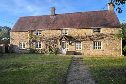 5 bedroom equestrian property for sale, Standlake, Oxfordshire
