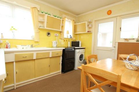 2 bedroom bungalow for sale, Mellstock Road, Oakdale, Poole, BH15