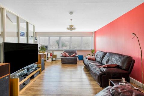 26 Park Meadow, Hatfield, AL9 5HA