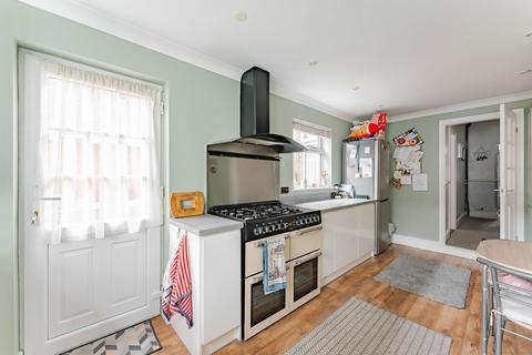 52 Beaconsfield Road, Lowestoft, NR33 0RJ