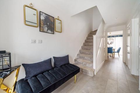 14 Faraday Corner, Shefford, SG17 5ZG