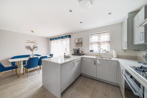 14 Faraday Corner, Shefford, SG17 5ZG