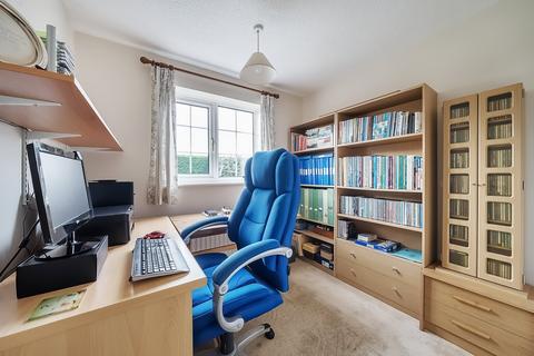 8 Burrows Close, Clifton, Shefford, SG17 5EG