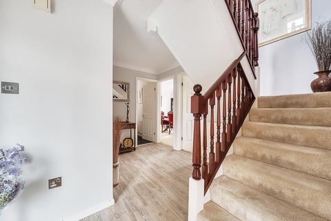 8 Burrows Close, Clifton, Shefford, SG17 5EG