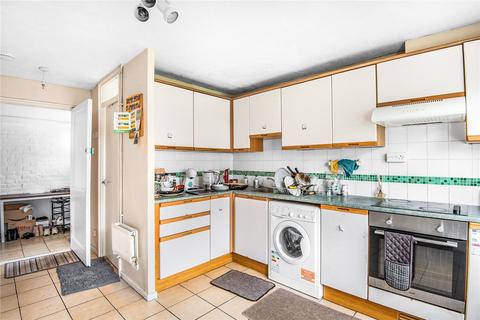 4 bedroom end of terrace house for sale, Park Barn Drive, Guildford, GU2