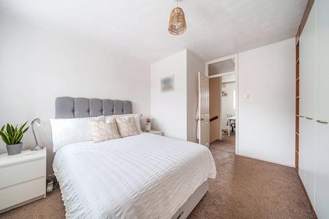 48 Astral Close, Lower Stondon, Henlow, SG16 6EL
