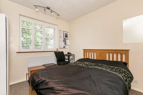 3 bedroom semi-detached house for sale, Somertrees Avenue, LONDON, SE12