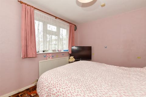 3 bedroom apartment for sale, Radbourne Crescent, Walthamstow