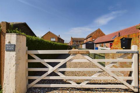 3 bedroom barn conversion for sale, Old Farm Close, Ottringham, HU12