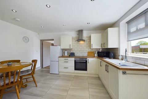 3 bedroom barn conversion for sale, Old Farm Close, Ottringham, HU12